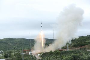 ¿Cuáles son las probabilidades de que un cohete en reentrada a la Tierra ponga en riesgo nuestras vidas?