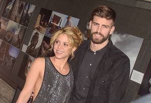 La foto de Shakira y Piqué en tremenda fiesta bebiendo se filtró, ¿desenfrenados?
