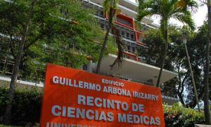 Residentes graduados de Cirugía del RCM aprueban exámenes en primer intento
