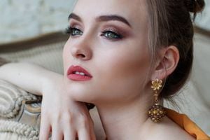 Los 4 daños irreversibles que le causas a tu piel al dormir con maquillaje