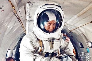 Edgar Mitchell, el astronauta que se retiró de la NASA para defender sus creencias sobre los ovnis