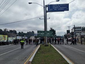 Autoridades y pobladores de Huehuetenango anuncian que mantendrán bloqueos