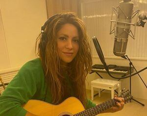 "Ariel, eres tú": Shakira se transforma en sirena para el lanzamiento de nuevo tema