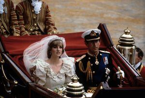 Revelan devastadora confesión del príncipe Carlos a Lady Di la noche anterior a su matrimonio
