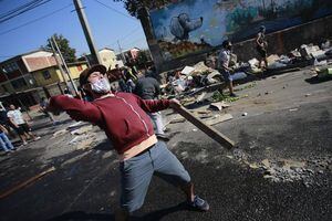 Disturbios en zonas vulnerables de Santiago de Chile, empobrecidas por la cuarentena