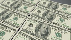 Dólar passa de R$ 5,50 e atinge maior valor desde novembro