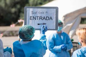 España reportó la cifra más baja de muertes por coronavirus desde el 24 de marzo