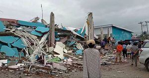 Forte terremoto mata 34 pessoas e deixa centenas de feridos na Indonésia