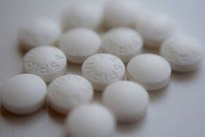 Alertan sobre peligro de consumir aspirinas para "prevenir" males cardiacos