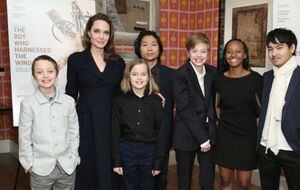 Angelina Jolie preocupa a sus fans al revelar que su hija Zahara ingresó a quirófano