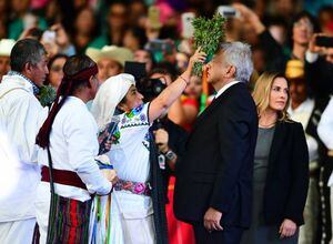López Obrador dirige su primer discurso como presidente de México