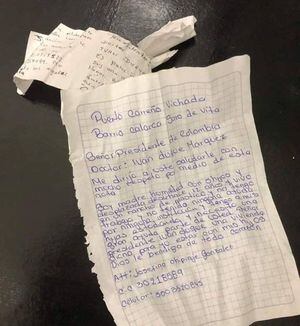 Carta que mujer le escribió a Duque terminó tirada en un baño