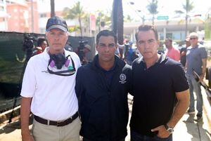 Millonario puertorriqueño dona $250 mil para labores de búsqueda en condominio colapsado en Surfside