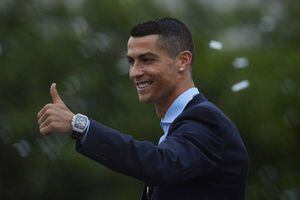 Cristiano Ronaldo celebró su fichaje en Juventus brindando con su nuevo jefe