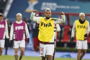 “Lo que sucede cuando escupes para arriba…” Marca y Olé se burlan sin piedad de Arturo Vidal