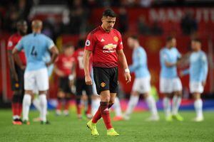 El insólito récord de Alexis Sánchez que indigna a los furiosos hinchas de Manchester United