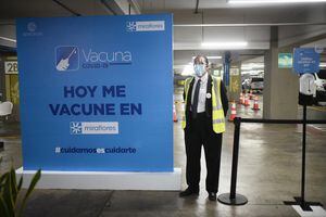 Spectrum inaugura puestos de vacunación en sus cuatro centros comerciales