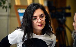 Camila Vallejo y Roger Waters juntos en YouTube para hablar de revolución