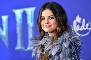 Selena Gomez diz que pode se aposentar após o lançamento de seu próximo disco