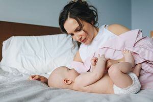 Cómo saber identificar cuando tu bebé es alérgico al pañal que estás usando
