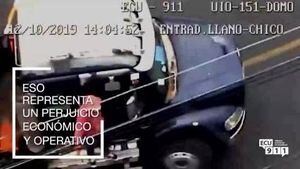 El momento en que las cámaras del ECU 911 fueron dañadas durante manifestaciones en Ecuador