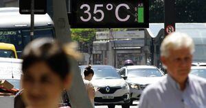 São Paulo  e Rio têm calor recorde nesta terça-feira