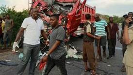 Tanzania: Choque entre camión y autobús deja al menos 22 muertos y 32 heridos 