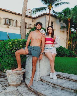 Sebastián Yatra y Kimberly Loaiza pasan tiempo juntos en Miami