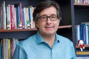 César Montúfar, candidato a la presidencia, renunció a financiamiento estatal para su campaña
