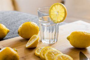 Depura tu organismo y fortalece el sistema inmune tomando jugo de limón