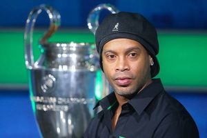 Ronaldinho confirmó que tiene coronavirus, lo anuncia a través de un video en redes