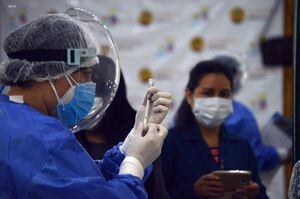 35,886 vacunados: Ministerio anuncia fase simultánea de vacunación para dos millones de personas