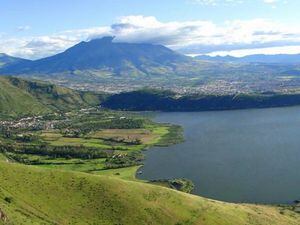 Laguna de Yahuarcocha será declarada en emergencia