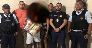 Desesperado, homem rouba coxinha para alimentar família e acaba preso em flagrante