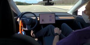 Elon Musk reconoce que subestimó las dificultades para mejorar el Autopilot