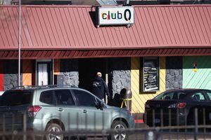 Sospechoso de tiroteo en club LGBT en Colorado Springs enfrentaría varios cargos