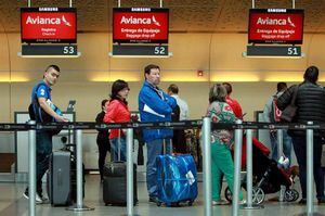 Avianca anuncia medidas especiales a pasajeros por motivo del paro nacional