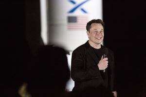 Elon Musk y SpaceX empeoran el cambio climático: turismo espacial está destruyendo el planeta, revela estudio