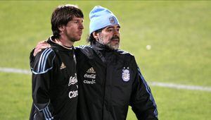 La insólita propuesta de Maradona a Messi que causa revuelo en el mundo