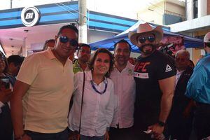 VIDEO. Sandra Torres acude a la Feria del Chicharrón en Mixco