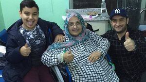 Mulher com câncer morre após campanha realizar seu sonho de viajar para rever filho