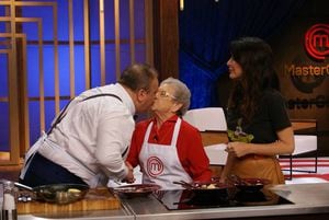 MasterChef Especial: Palmirinha ensina Jacquin a fazer polenta e chef ganha selinho