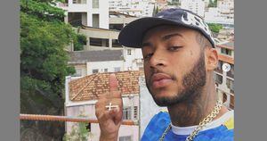 Rapper Orochi é preso por porte de droga no Rio