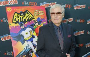 Una leyenda nos deja: A los 88 años muere el icónico Batman, Adam West