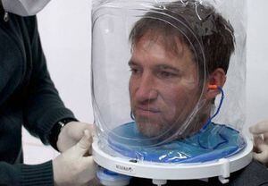 Argentina crea cascos para reemplazar a ventiladores en pacientes covid: Chile ya habría comprado