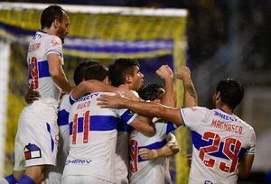 La UC de Quinteros aseguró premio internacional con el empate ante Rosario Central