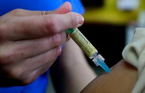 Guerra por la vacuna contra el coronavirus: ahora se suma Rusia que la tendría en agosto