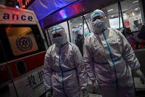 Casos de coronavirus aumentan dramáticamente en China por cambio de conteo