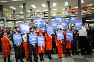 Funcionários da Avianca retomam greve por atraso de salário