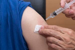 7 Mitos sobre la vacunación y las respuestas que los refutan